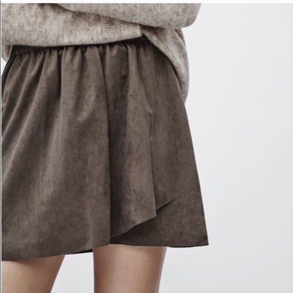 Aritzia Dresses & Skirts - Aritzia Wilfred Vegan Suede Wrap Mini Skirt